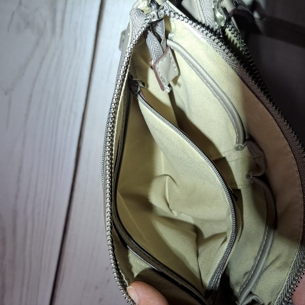 Rosetti Gray Crossbody Purse - Picture 11 of 13